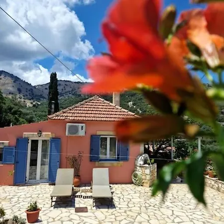 Mountain Breeze Cottage Makriotika Exterior foto